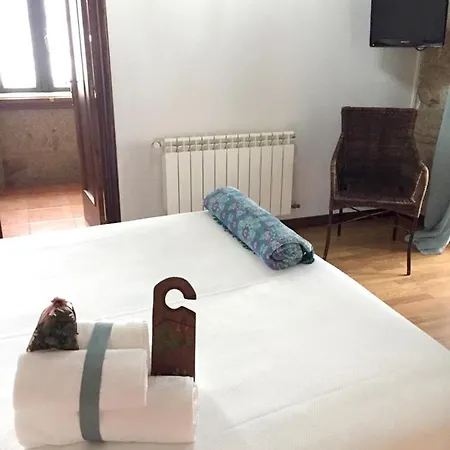House With 5 Bedrooms In With Wonderful Mountain View Enclosed Garden And Wifi * Padrón