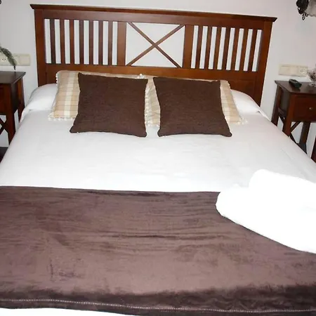 House With 5 Bedrooms In With Wonderful Mountain View Enclosed Garden And Wifi Tatil Evi