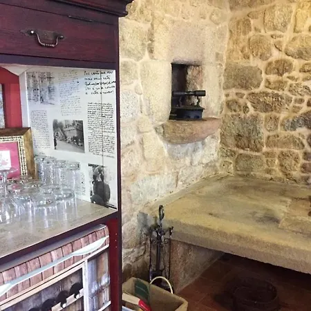 House With 5 Bedrooms In With Wonderful Mountain View Enclosed Garden And Wifi * Padrón